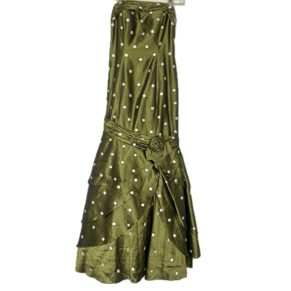 Tiffany Design Strapless Mermaid Style Gown with Vintage Polka Dots. Size 10